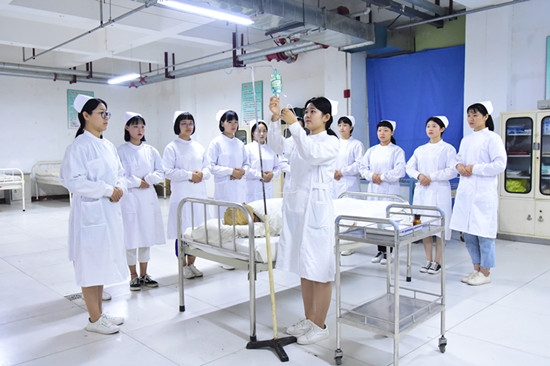 石家莊和平醫(yī)學院護理3+3大專 石家莊和平醫(yī)學院護理3+3大專